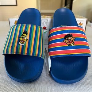 RARE VANS X SESAME STREET ERNIE AND BERT SLIDES Blue Men's Size 11